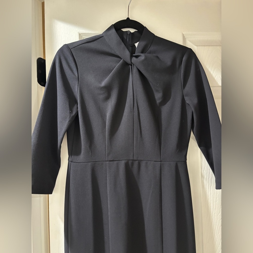Navy - Picture 2 of 4